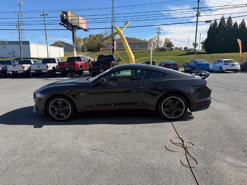 2022 Ford Mustang MACH 1