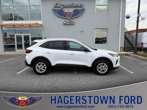 Oxford White 2024 Ford Escape Active