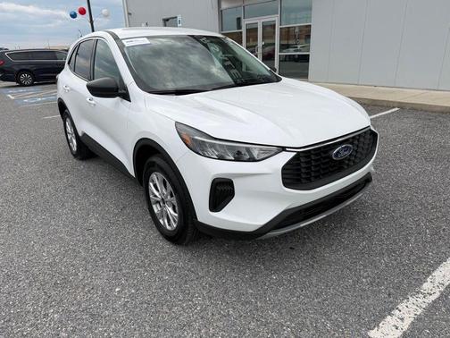 Oxford White 2024 Ford Escape Active
