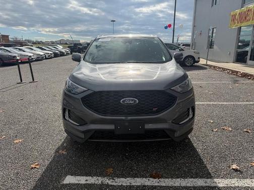 2023 Ford Edge ST