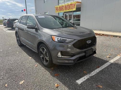 2023 Ford Edge ST