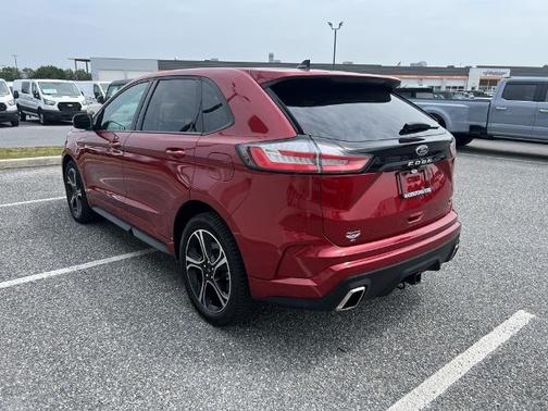 2021 Ford Edge ST