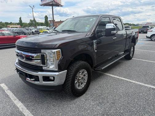 Magma Red 2019 Ford F-250 XLT