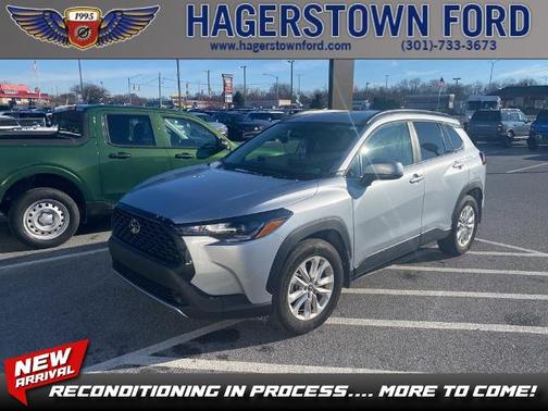 2023 Toyota Corolla Cross LE