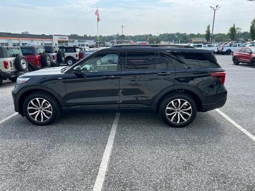 2022 Ford Explorer ST-LINE
