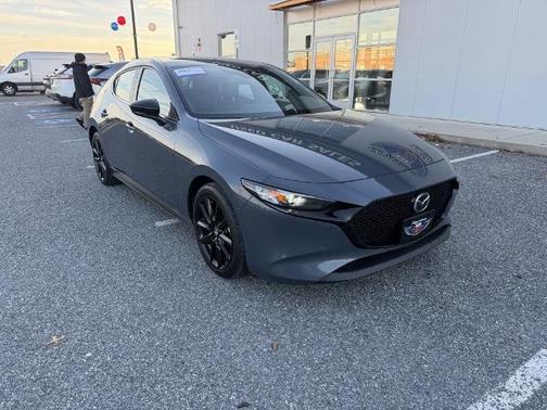 2023 Mazda Mazda3 2.5 S CARBON EDITION