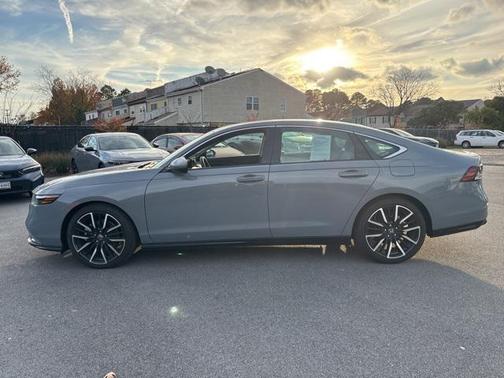 2025 Honda Accord Hybrid Touring