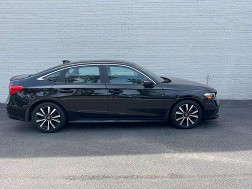 Crystal Black Pearl 2024 Honda Civic EX