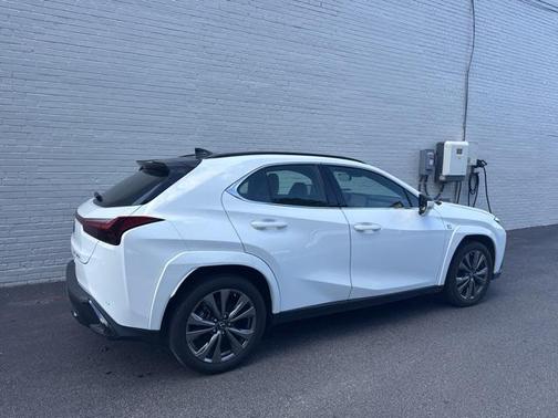 2024 Lexus UX 250h F Sport