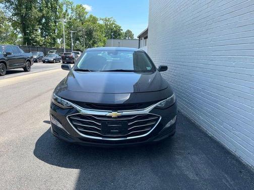 Dark Ash Metallic 2023 Chevrolet Malibu LT