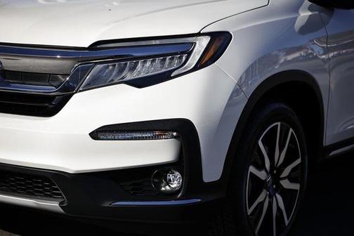 2019 Honda Pilot Touring 8-Passenger