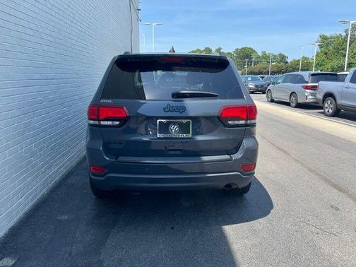 Rhino Clearcoat 2018 Jeep Grand Cherokee Laredo