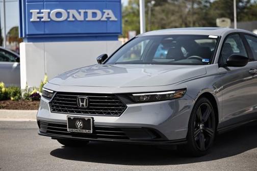 Urban Gray Pearl 2025 Honda Accord Hybrid