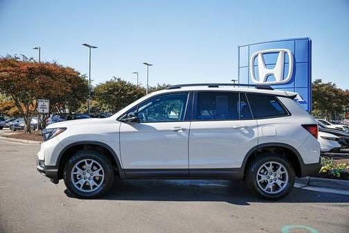 2025 Honda Passport AWD TrailSport