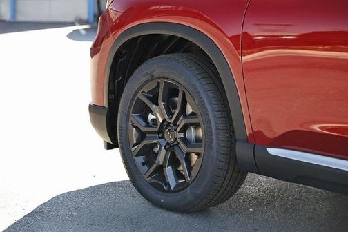 2025 Honda Pilot Touring 8-Passenger