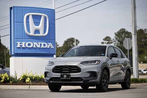 Urban Gray Pearl 2025 Honda HR-V SUV