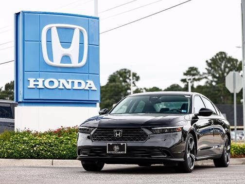 Crystal Black Pearl 2026 Honda Accord SE