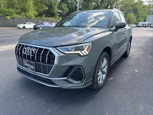 2024 Audi Q3 Premium 45 TFSI S line quattro Tiptronic