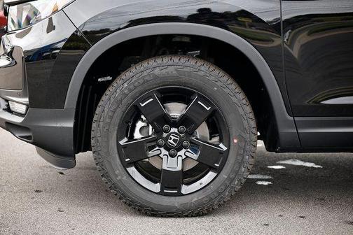 Crystal Black 2026 Honda Ridgeline Black Edition