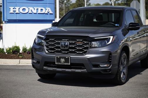 Modern Steel Metallic 2025 Honda Ridgeline