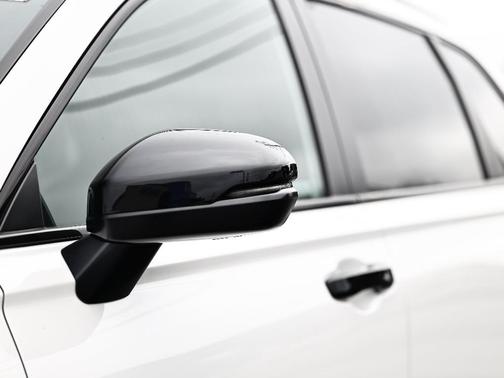 Platinum White 2026 Honda CR-V Hybrid TrailSport