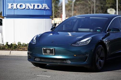 2018 Tesla Model 3 Long Range