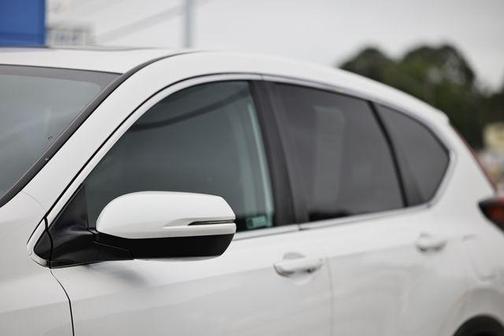 Platinum White Pearl 2022 Honda CR-V EX