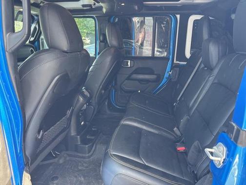 2024 Jeep Wrangler 4-Door Sahara 4x4