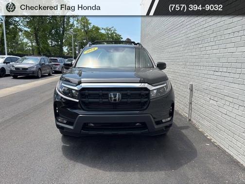 Crystal Black Pearl 2024 Honda Ridgeline