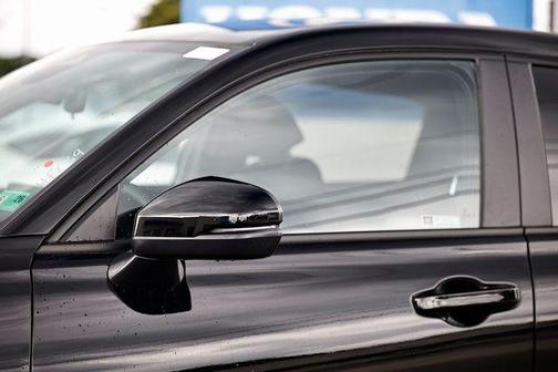 Crystal Black 2027 Honda HR-V Sport