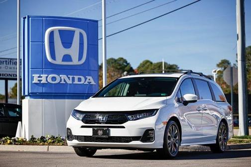 2025 Honda Odyssey Touring