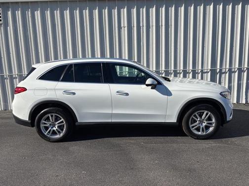 2023 Mercedes-Benz GLC 300 4MATIC