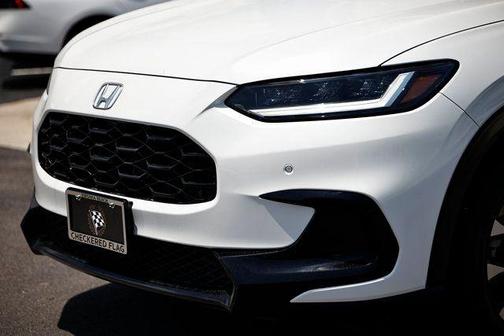 Platinum White 2027 Honda HR-V EX-L