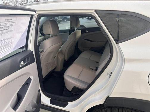 2018 Hyundai TUCSON SEL