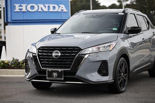 2023 Nissan Kicks SR