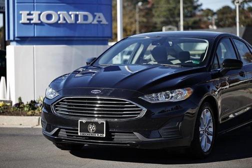 2019 Ford Fusion Hybrid SE