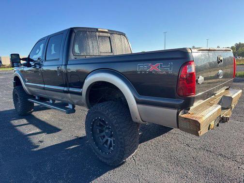 Tuxedo Black Metallic 2011 Ford F-250 Lariat
