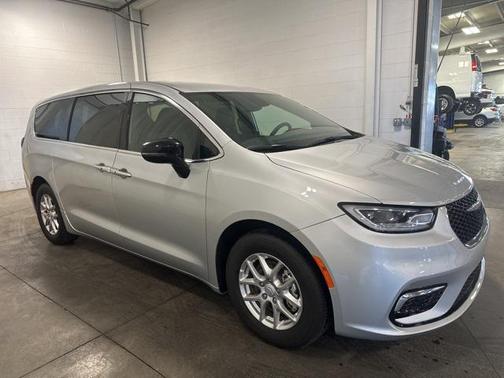 2026 Chrysler Pacifica L