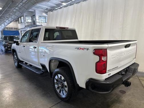 2022 Chevrolet Silverado 2500 Custom