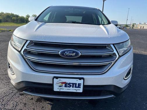 White Platinum Metallic Tri-Coat 2018 Ford Edge Titanium
