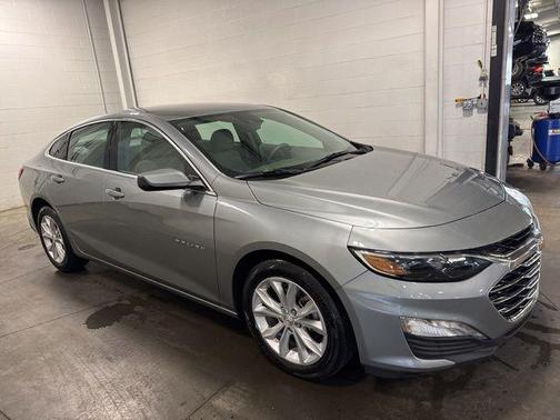 Sterling Gray Metallic 2025 Chevrolet Malibu FWD 1LT