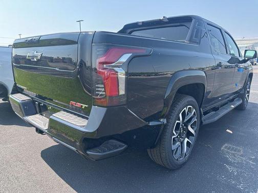 2025 Chevrolet Silverado EV RST