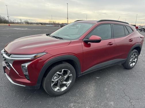 2025 Chevrolet Trax LT