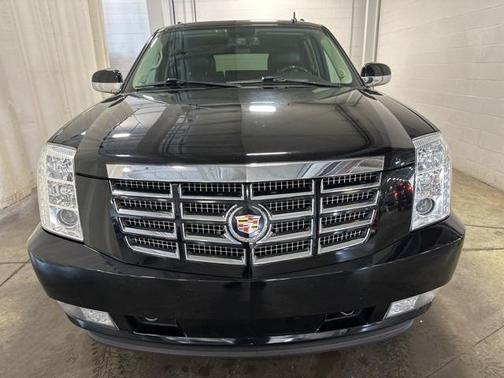 2013 Cadillac Escalade ESV Luxury