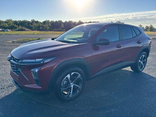 Crimson Metallic 2024 Chevrolet Trax FWD 1RS