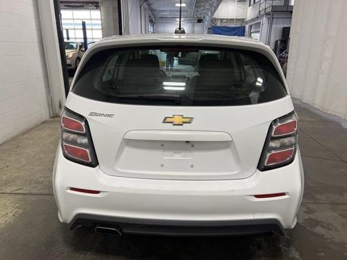 2017 Chevrolet Sonic LT