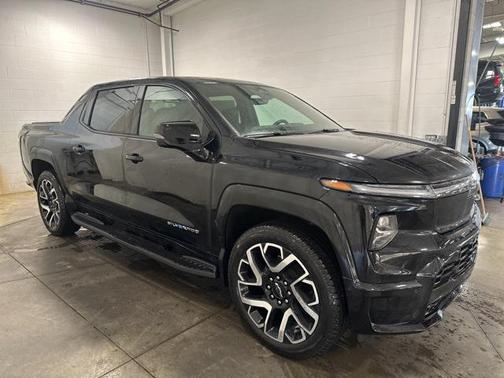 2024 Chevrolet Silverado EV RST