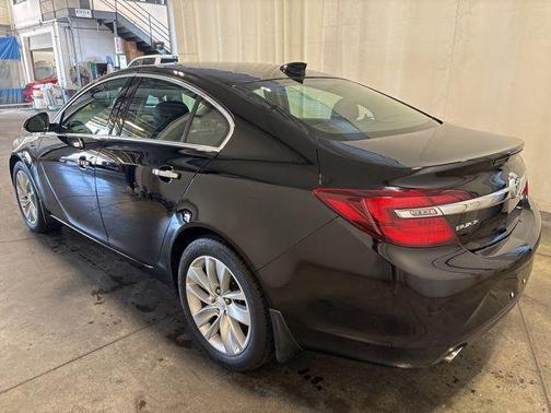 Black Onyx 2016 Buick Regal Turbo
