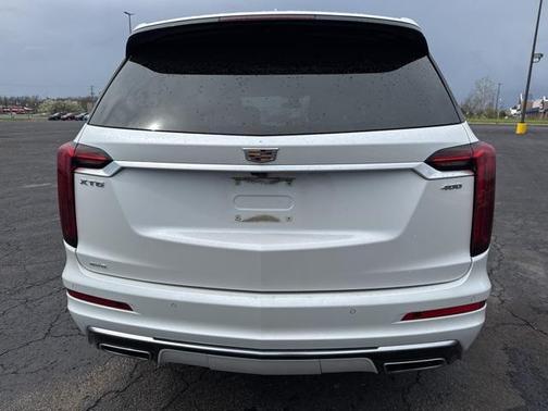 2022 Cadillac XT6 Premium Luxury AWD