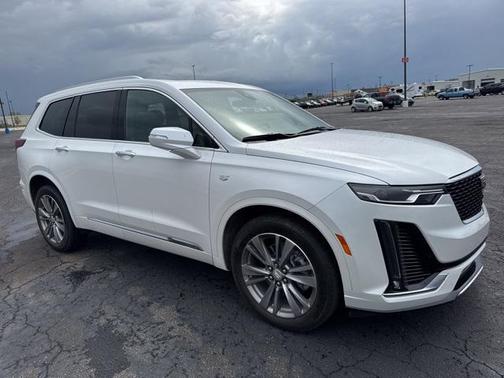 2022 Cadillac XT6 Premium Luxury AWD